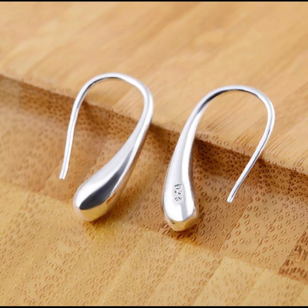 .925 Sterling Silver 4 Piece Jewelry Set - Picture 8 of 13